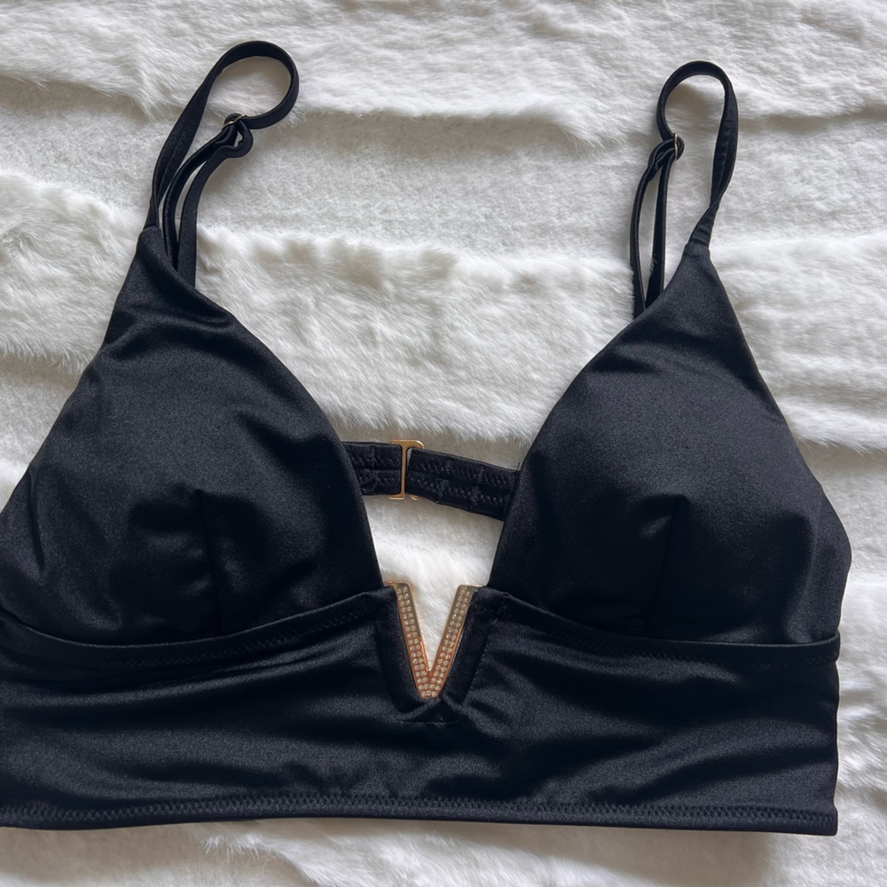 Victoria’s Secret Swim top size medium